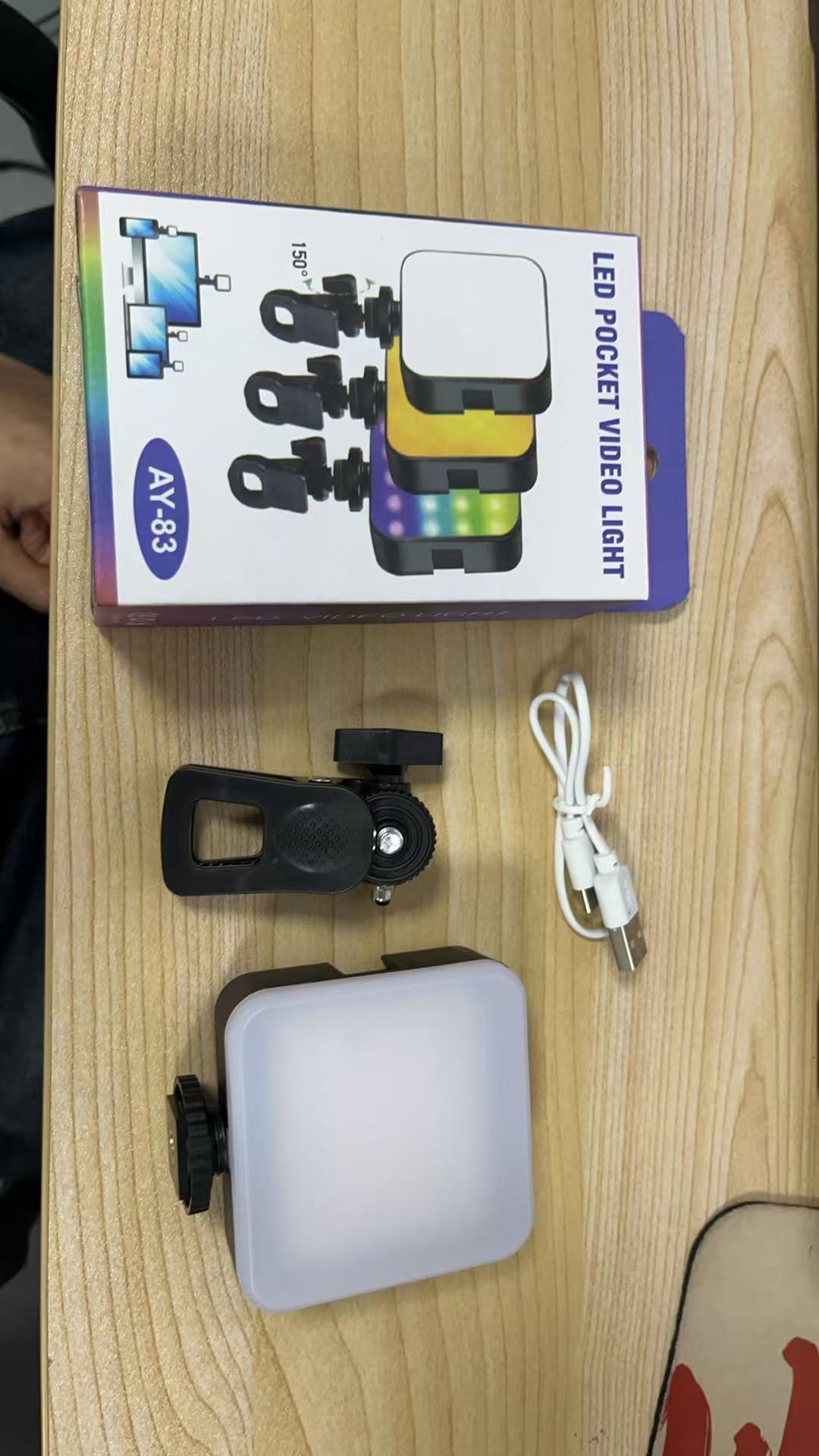 RGB Pocket Light Outdoor Photo - Outdoor Lighting And Camera recensione e prezzo