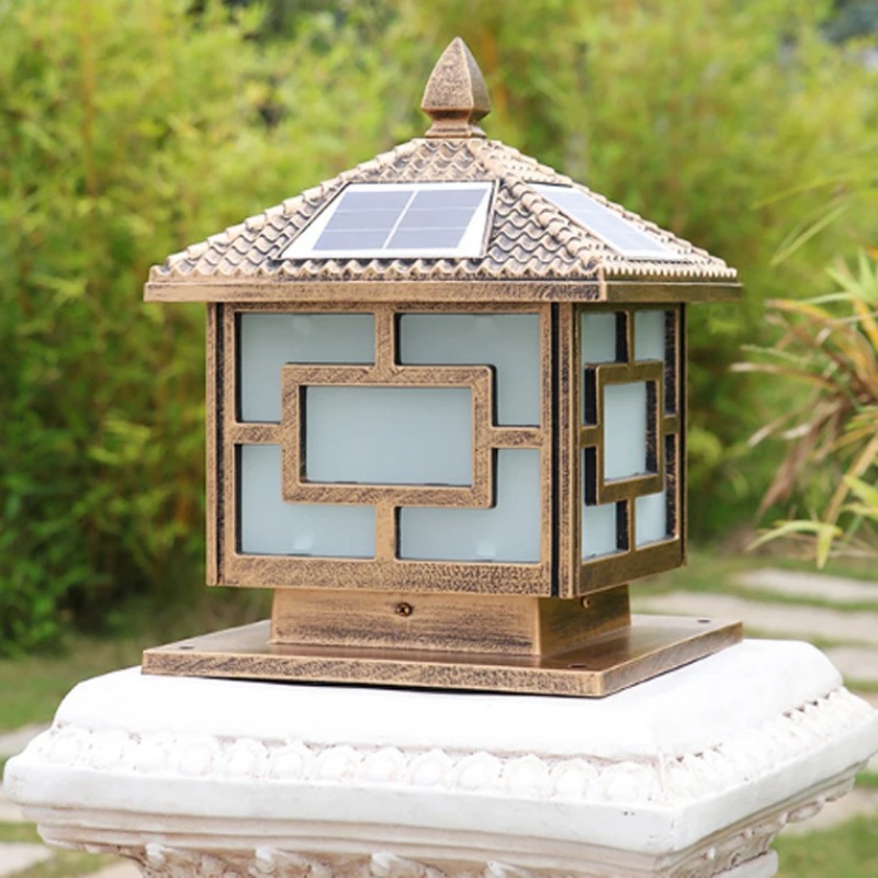 Solar Powered Waterproof Post  - Outdoor Lighting Mains Powered recensione e prezzo