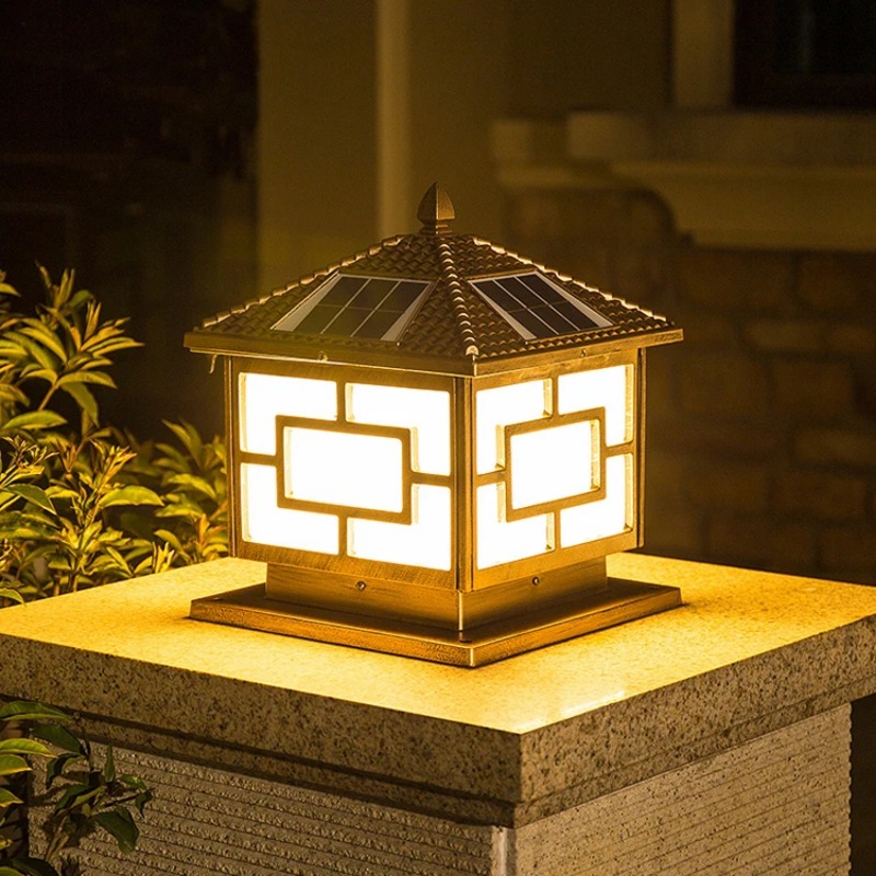 Solar Powered Waterproof Post  - Outdoor Lighting Mains Powered recensione e prezzo